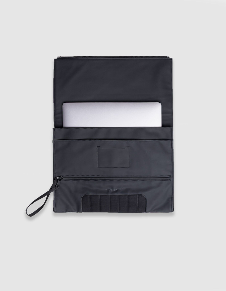 schwarze clutch-tasche aus nylon mit gummieffekt für herren
