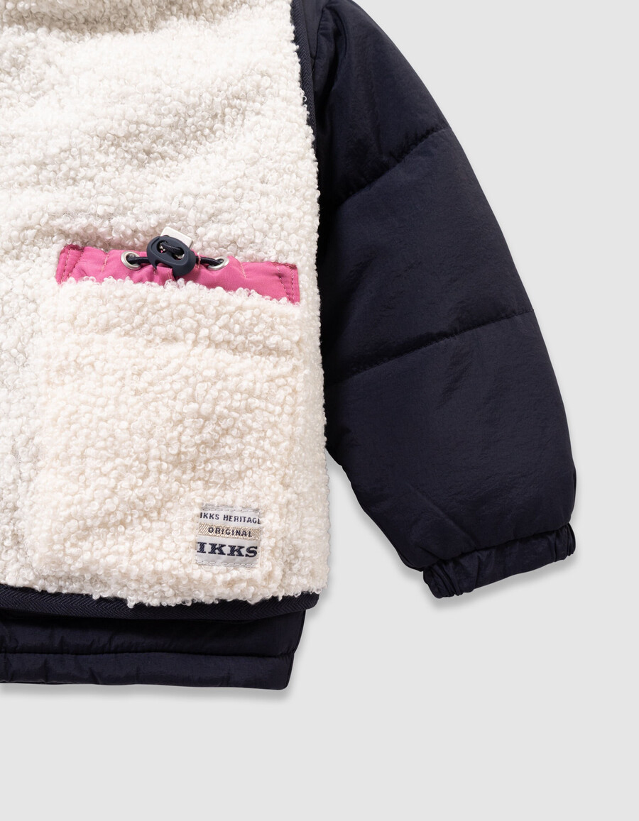 2-in-1-set aus marineblauer jacke und ecrufarbener weste für mädchen