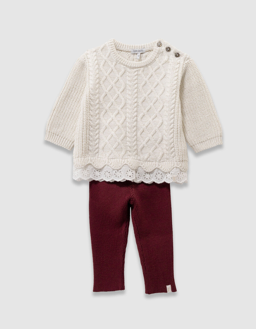 set aus ecrufarbenem strickpullover und bordeauxroten leggings für babys