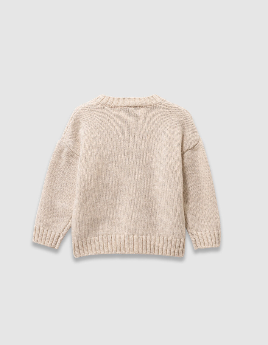 grauer strickpullover für jungen mit knopfkragen