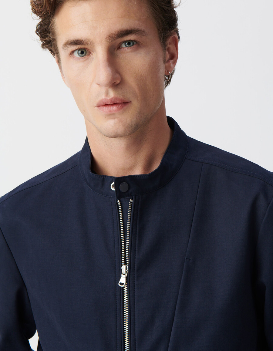 herrenjacke mit druckknopfkragen in marineblau