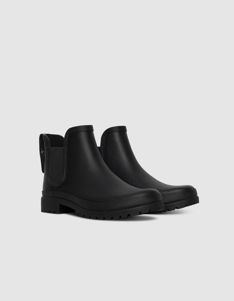 schwarze chelsea-regenstiefel für damen mit profilsohle
