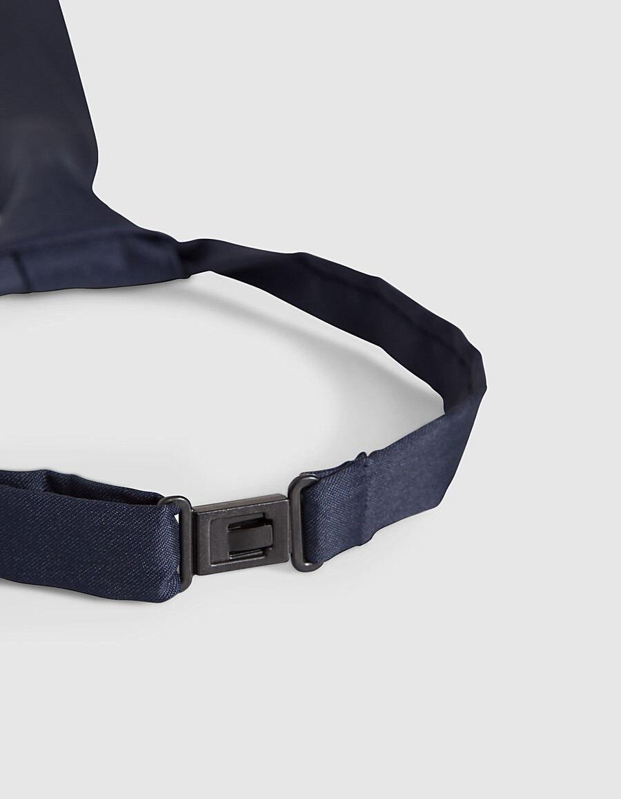marineblaue krawatte für jungen