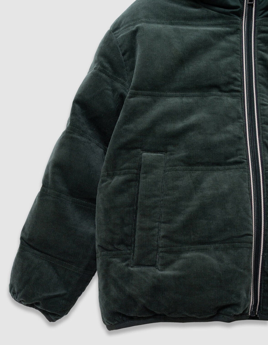 grüne gesteppte samt-wendejacke für jungen
