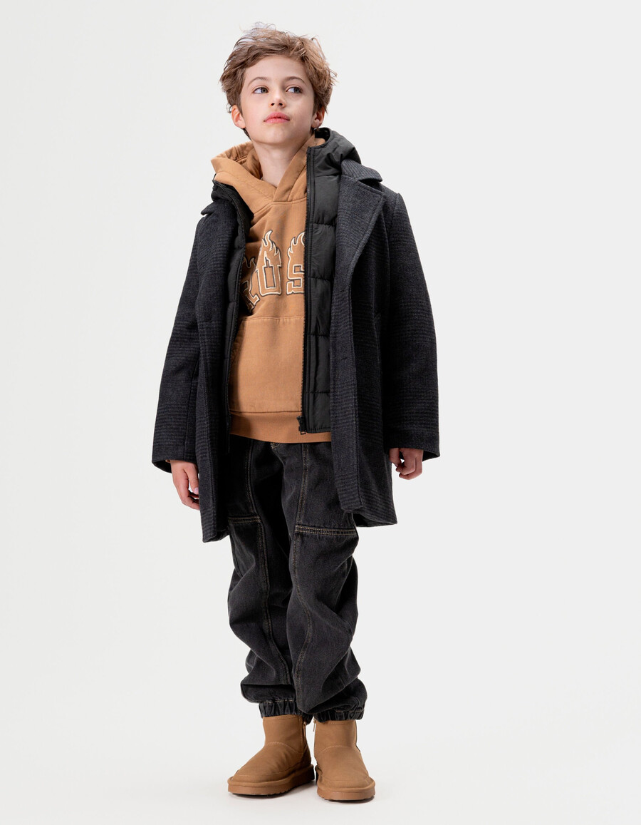 jungen-marineblauer karomantel mit kapuze