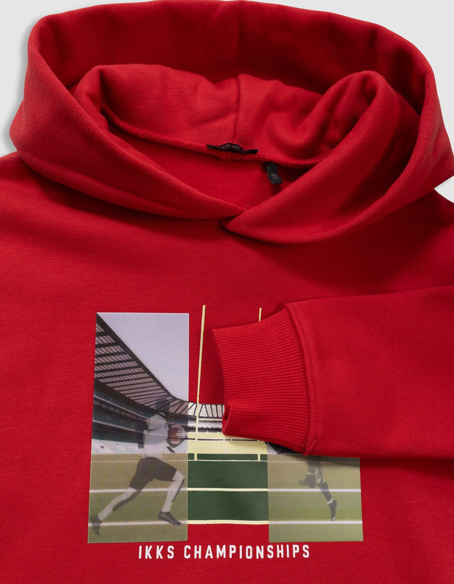 roter kapuzenpullover für jungen mit lentikularbild
