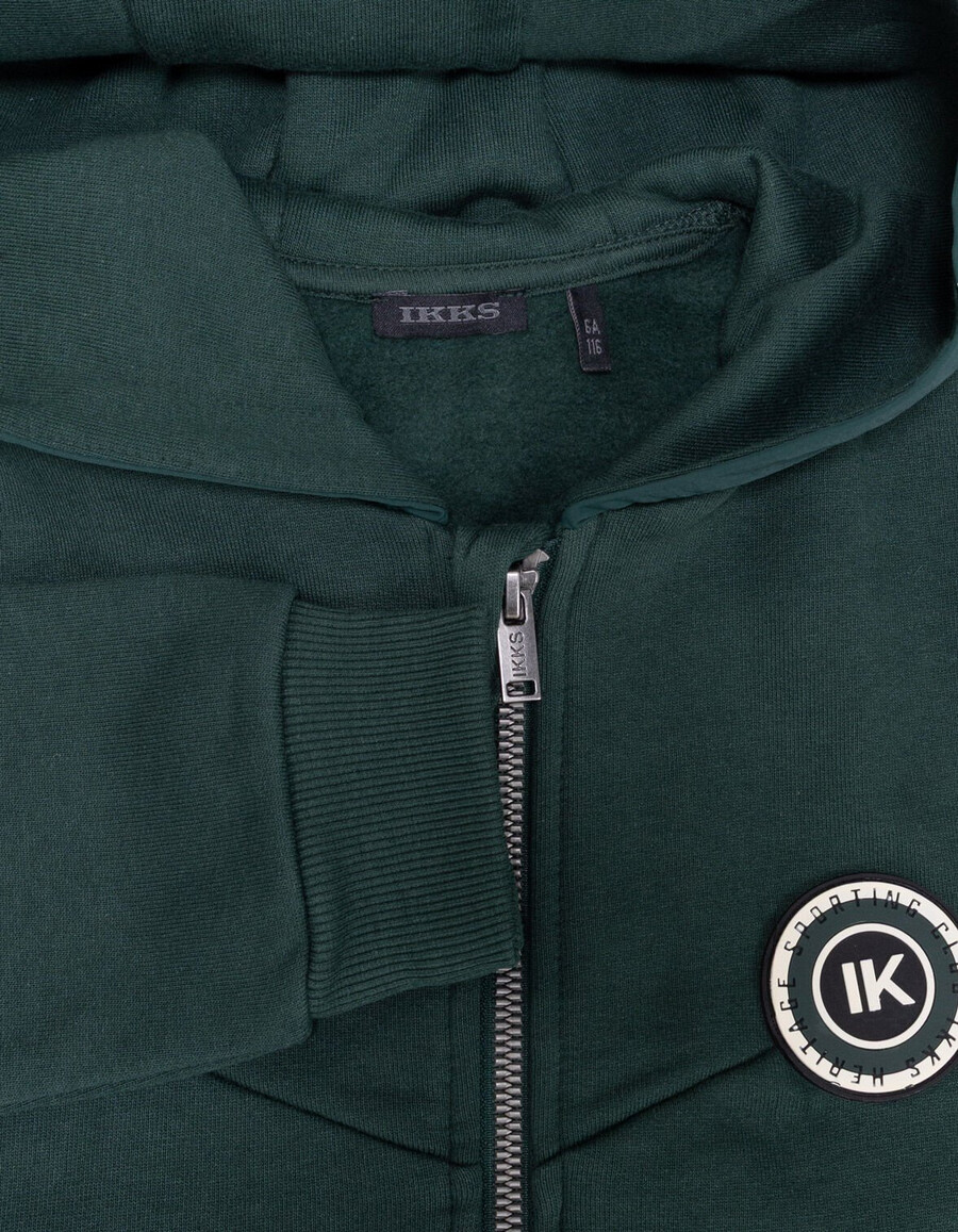 grüne kapuzenstrickjacke mit reißverschluss für jungen