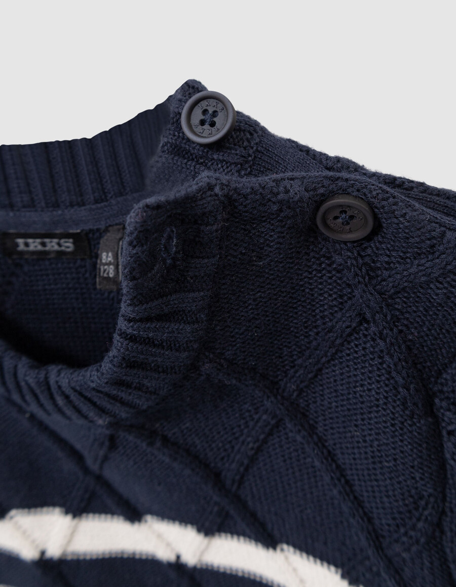dekorativer strickpullover für jungen im matrosenstil