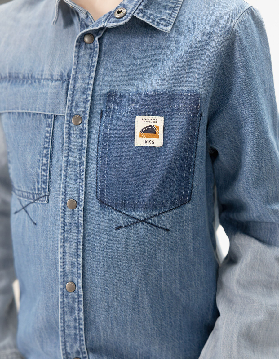 jungen-jeanshemd in blau mit abnehmbarer kapuze