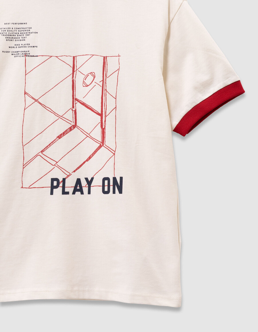weißes t-shirt aus bio-baumwolle für jungen mit rotem rippstrick