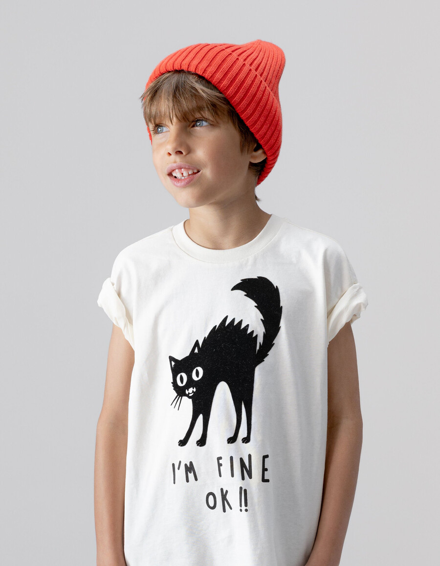 weißes jungen-t-shirt mit beflocktem samt-katzenmotiv