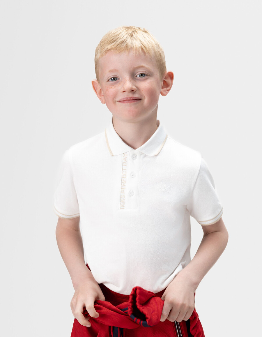 weißes poloshirt aus baumwolle für jungen mit gestreiftem rippstrick