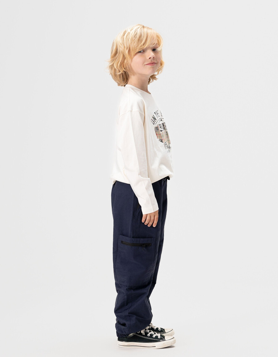 marineblaue nylon-jogginghose für jungen im cargo-stil