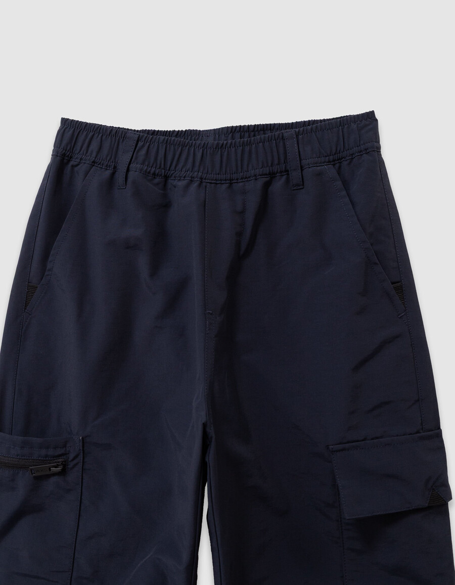 marineblaue nylon-jogginghose für jungen im cargo-stil