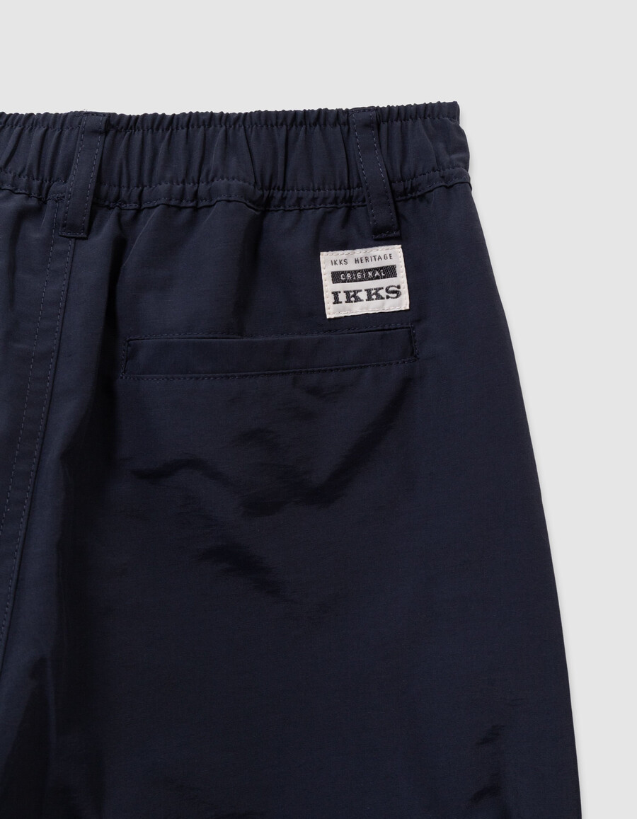 marineblaue nylon-jogginghose für jungen im cargo-stil
