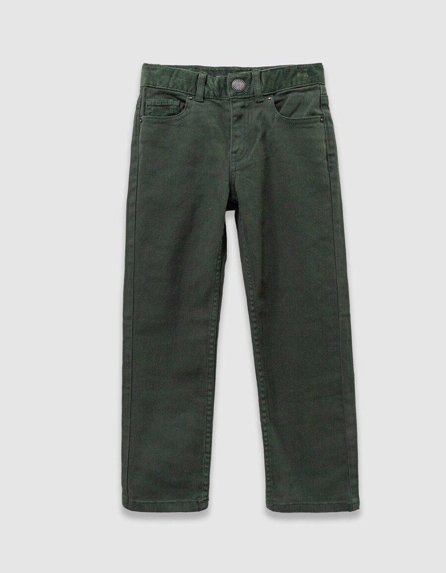 grüne gerade geschnittene jungenjeans mit samtdetails