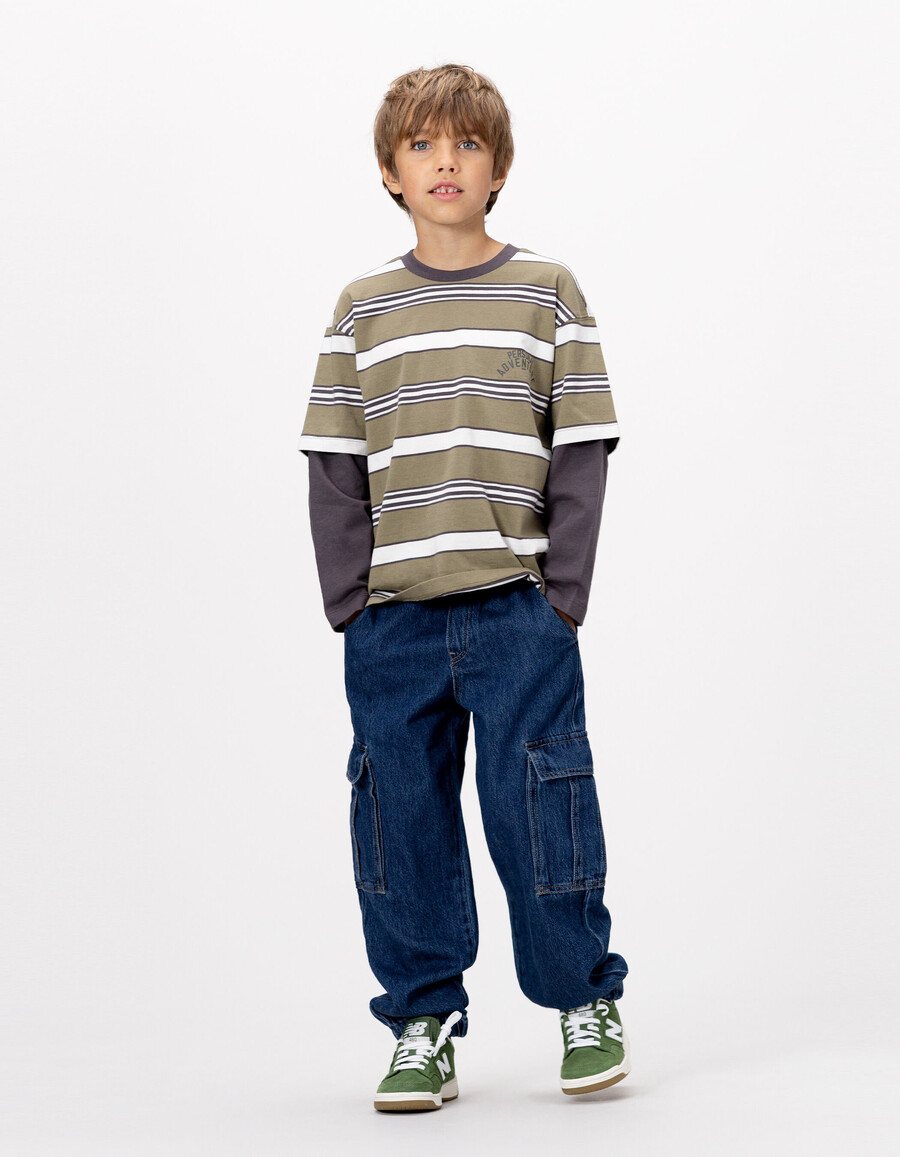 jungen-jogginghose im cargo-stil blau locker geschnitten