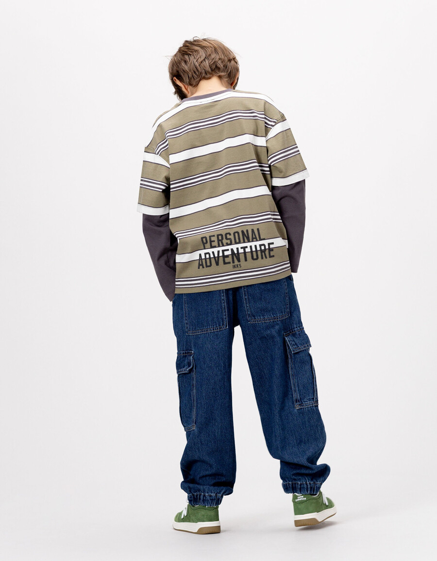 jungen-jogginghose im cargo-stil blau locker geschnitten