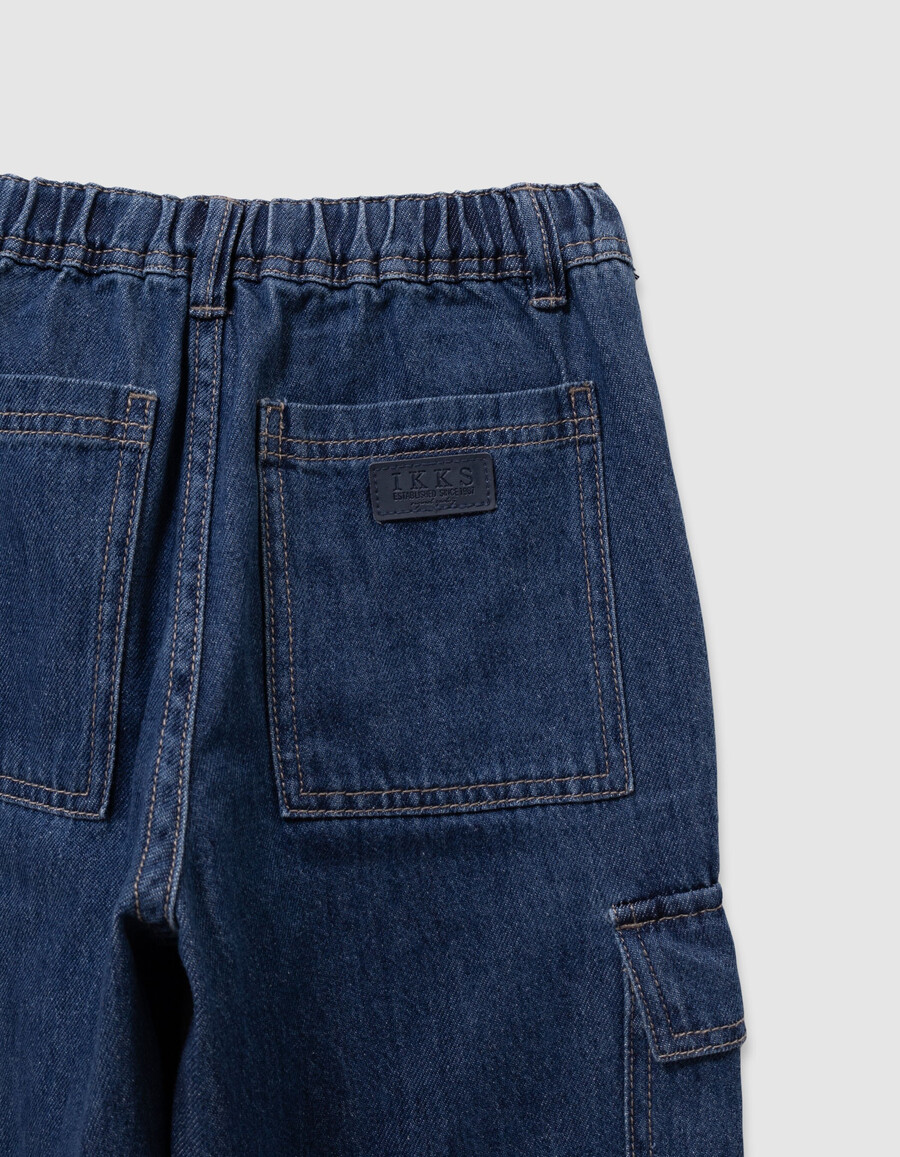 jungen-jogginghose im cargo-stil blau locker geschnitten