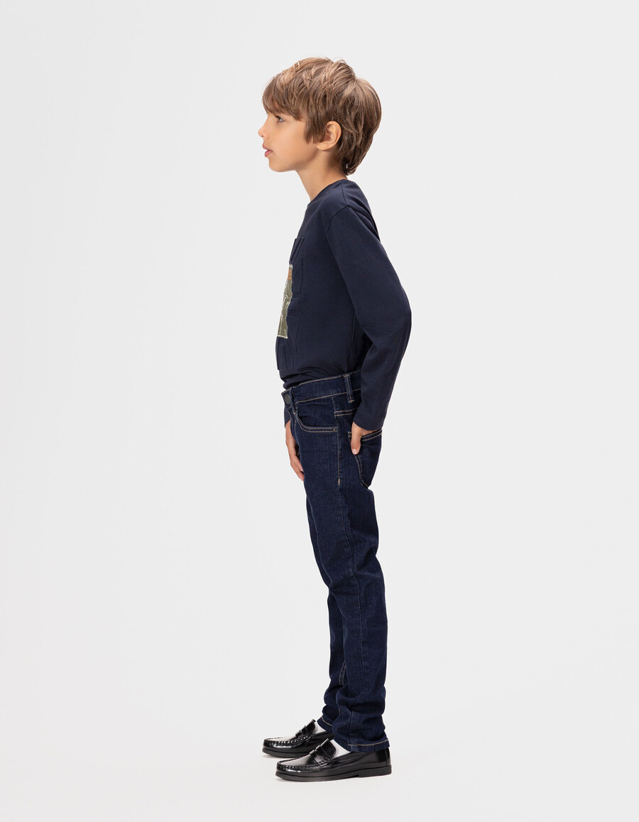 raw slim jeans für jungen mit aufnäher und stickerei