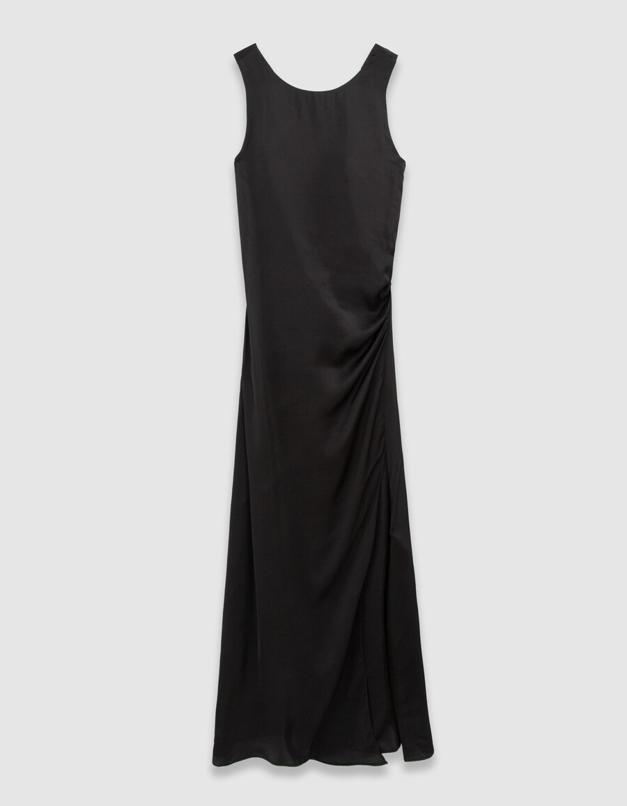 schwarzes langes damenkleid mit gekreuzten trägern am rücken