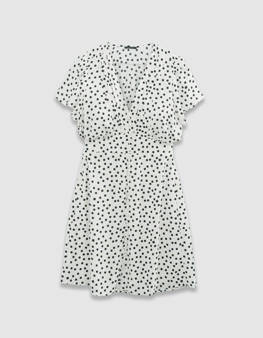 weißes damenkleid mit polka-dot-muster