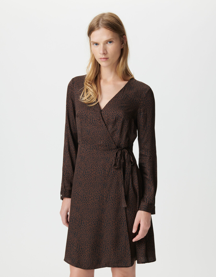 braunes wickelkleid für damen mit leopardenmuster