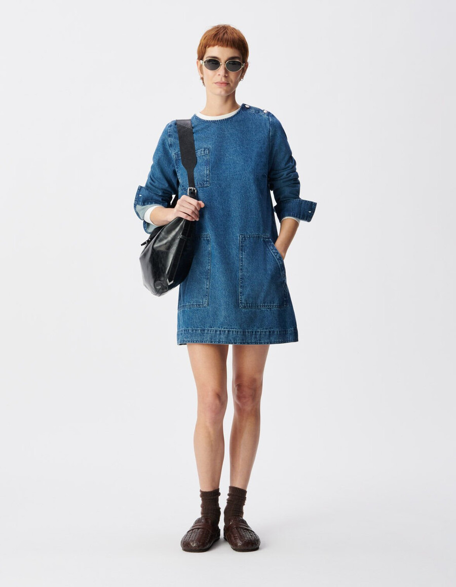 damen-jeanskleid in blau mit drei aufgesetzten taschen