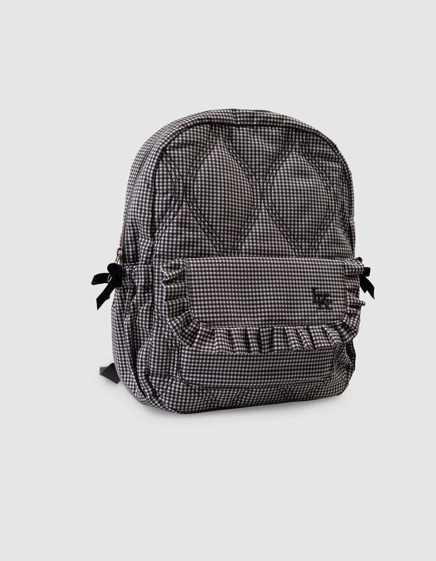 schwarzer mädchenrucksack mit ecrufarbenem vichy-karo und rüschendetails
