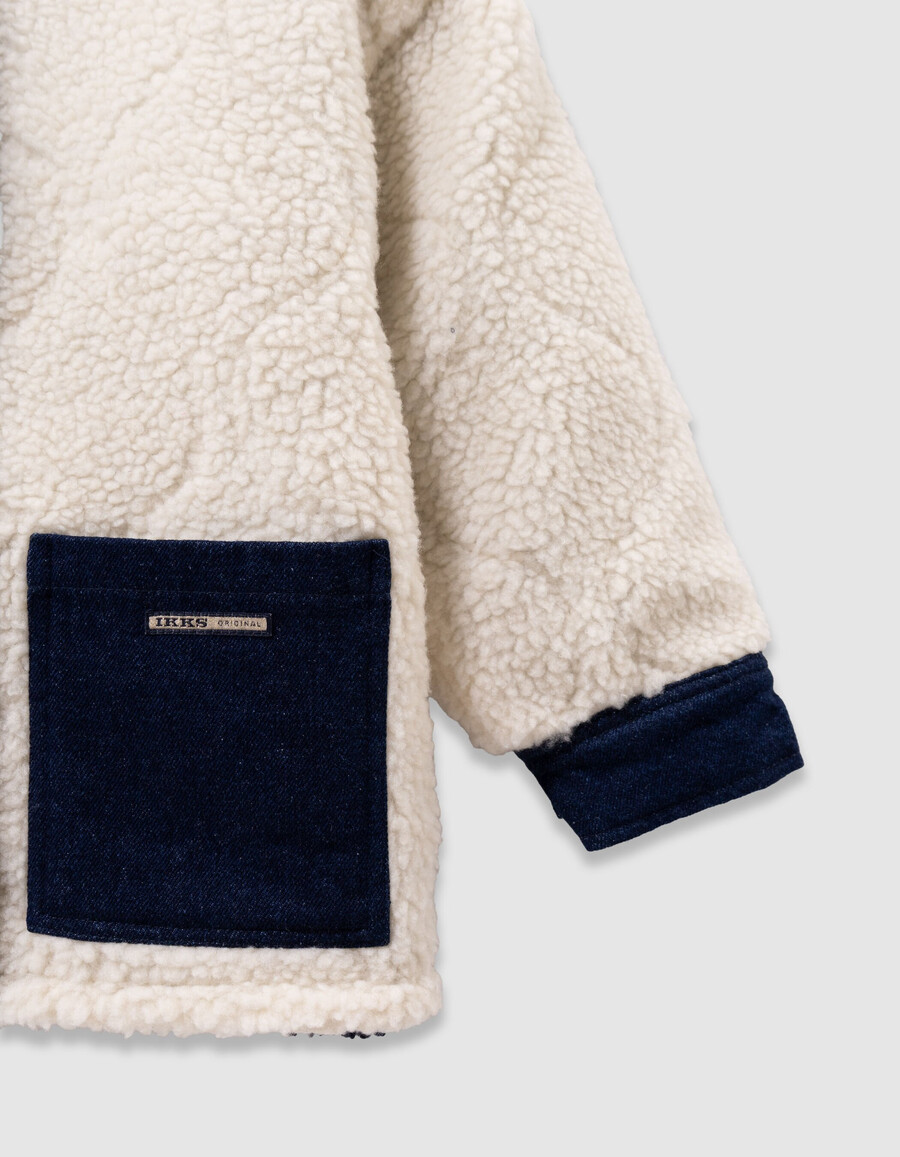wendbare mädchenjacke aus raw denim und sherpa