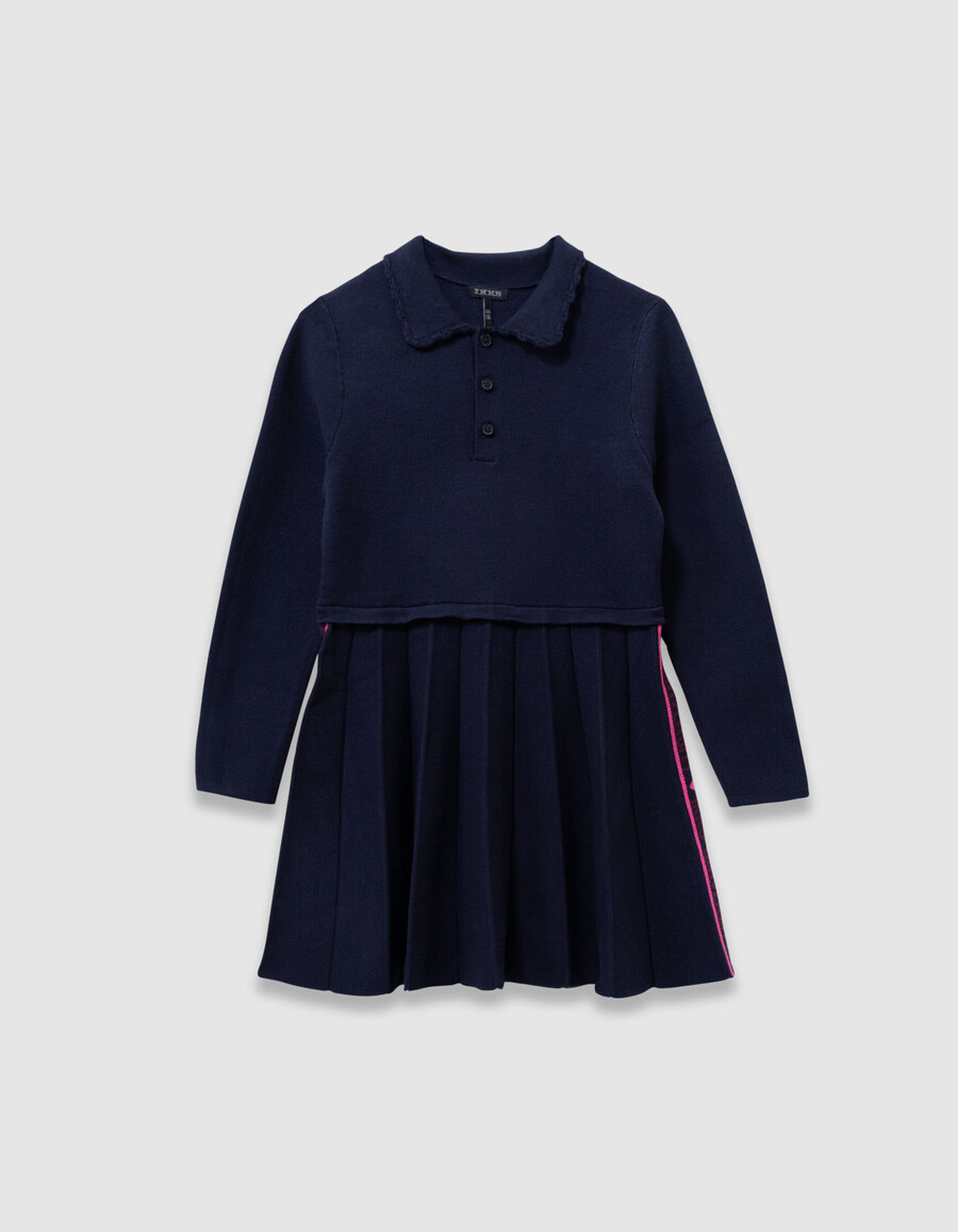 mädchen-strickkleid in marineblau mit falten und langen ärmeln