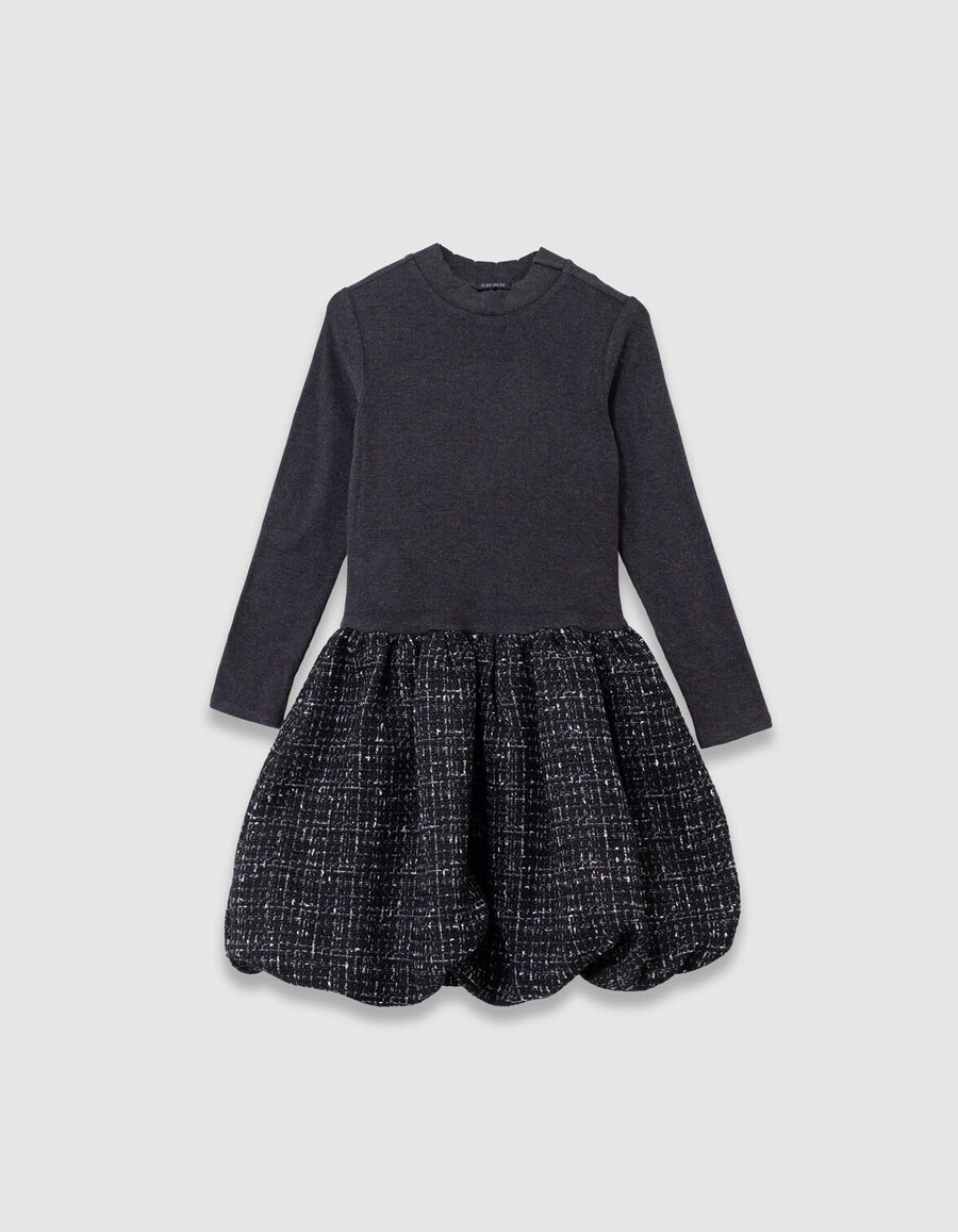 schwarzes mädchenkleid aus tweed-optik und verschiedenen stoffen