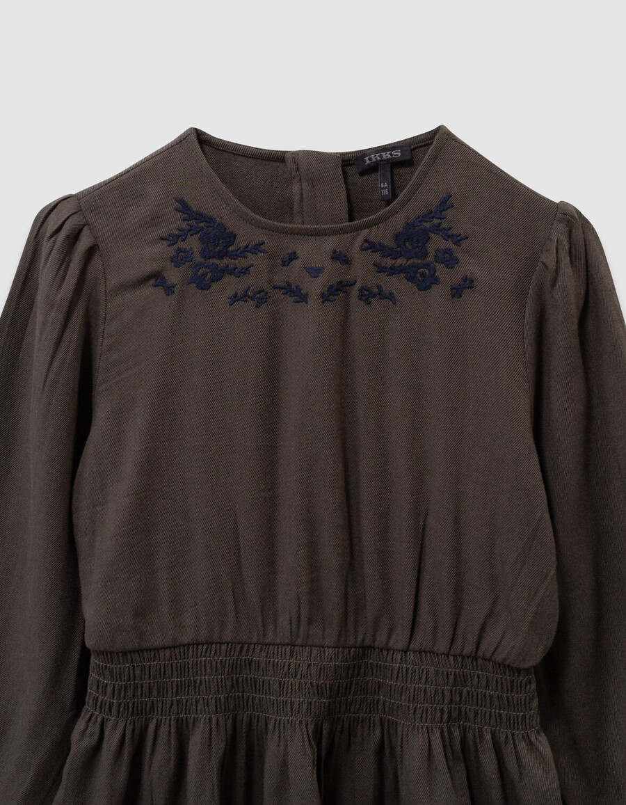 mädchenkleid in khaki mit marineblauer blumenstickerei