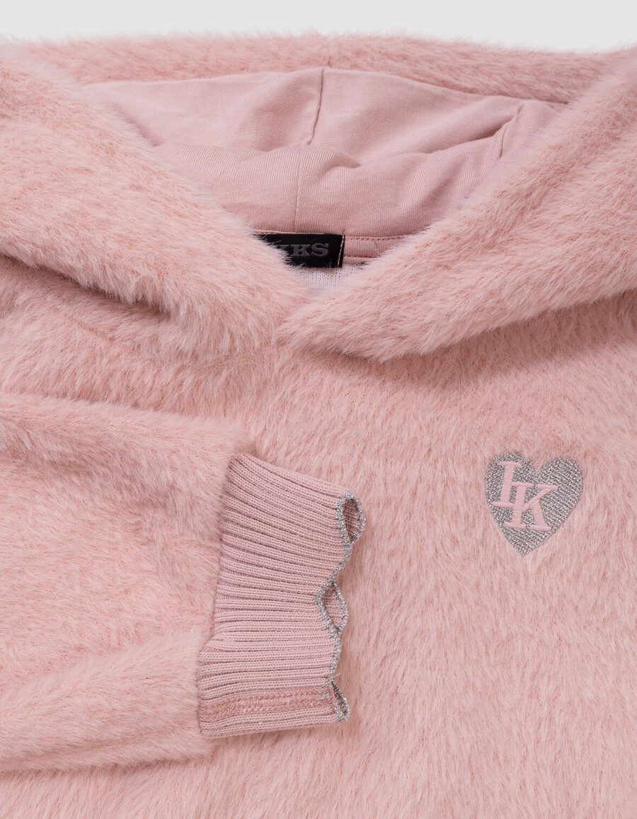 mädchen-kapuzenpullover in rosa mit herzaufnäher