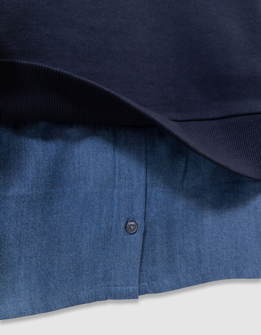 mädchen-sweatshirt mit trompe-lœil-muster in marineblau