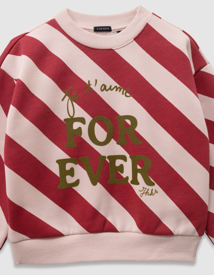 mädchen-sweatshirt mit roten und pinken streifen und slogan