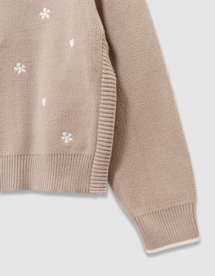 beigefarbener strickpullover für mädchen mit abnehmbaren ärmeln