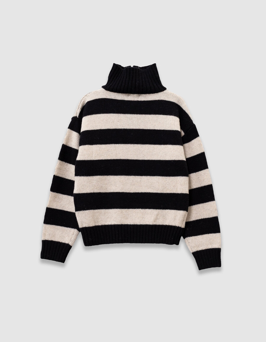 schwarzer strickpullover für jungen mit reißverschluss am kragen und beigen streifen