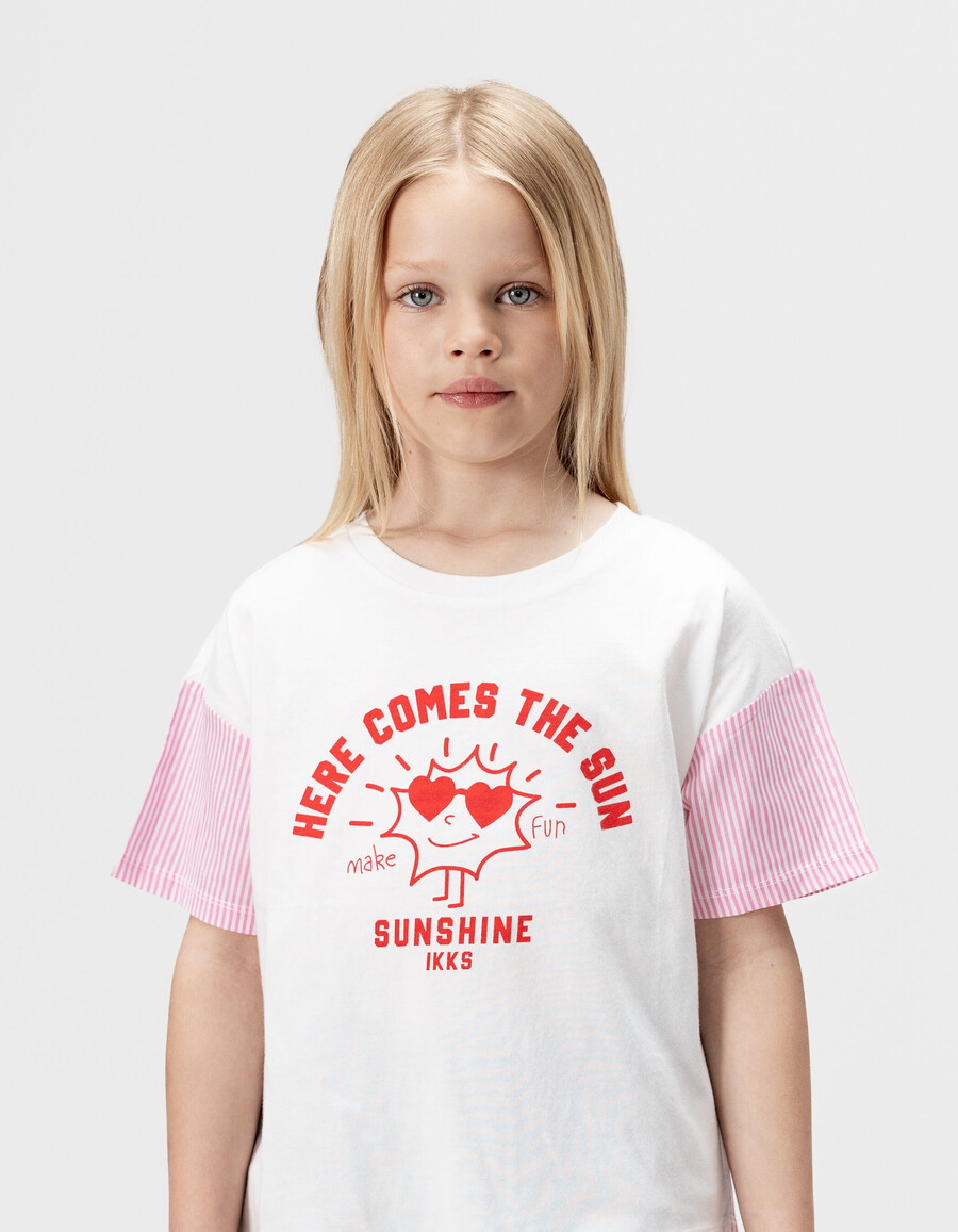 weißes kurzarm-t-shirt für mädchen mit rosa streifen