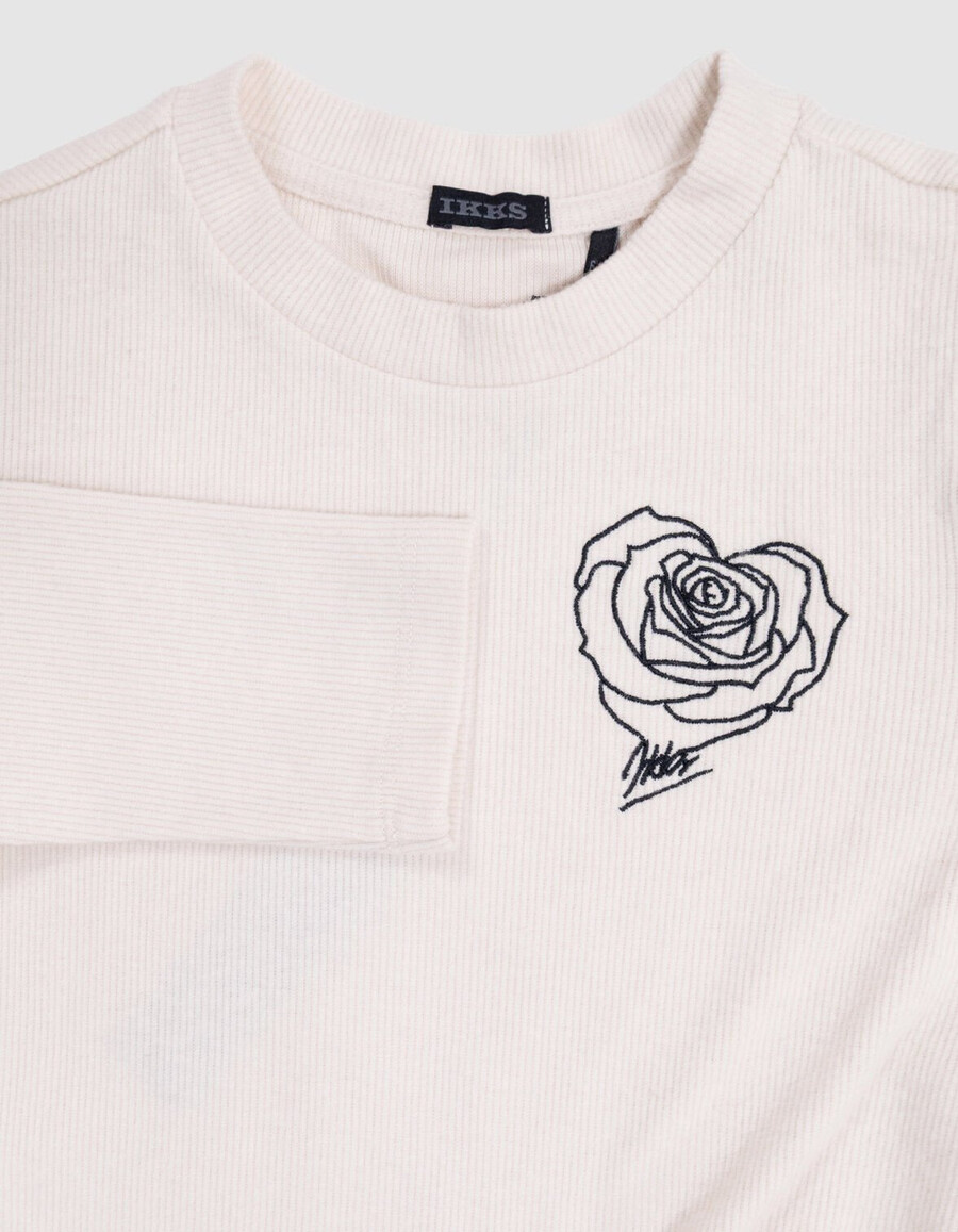 beigefarbenes mädchen-t-shirt mit rosenstickerei und tüllrüschen