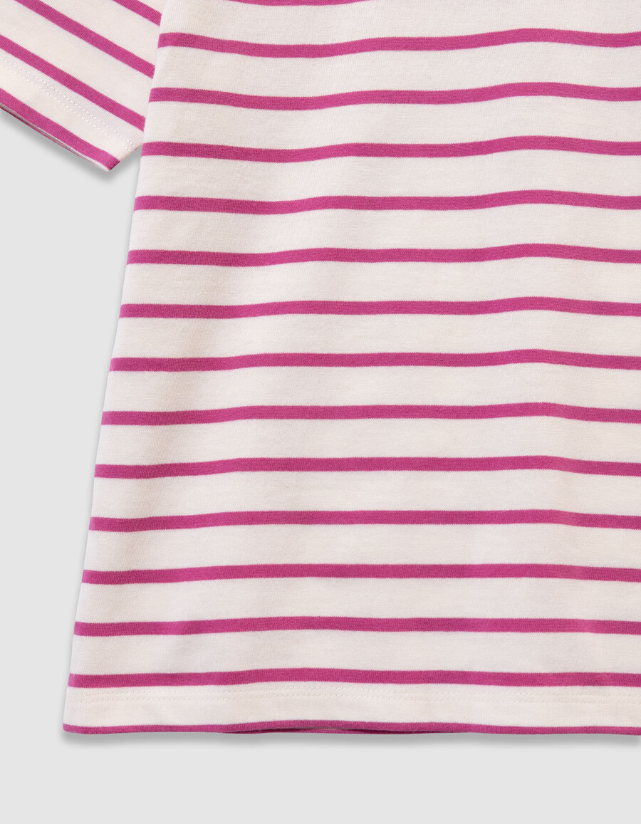 mädchen-t-shirt aus bio-baumwolle mit matrosenmotiv und rosa streifen
