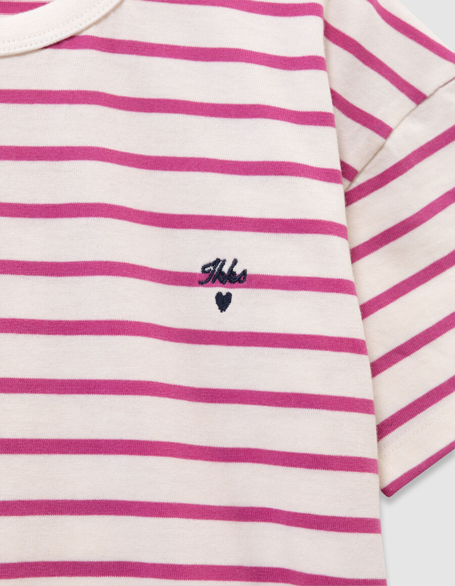 mädchen-t-shirt aus bio-baumwolle mit matrosenmotiv und rosa streifen