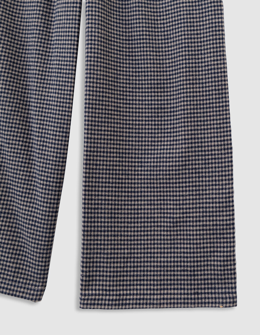 mädchen-hose in marineblau mit vichy-karo und rüschen