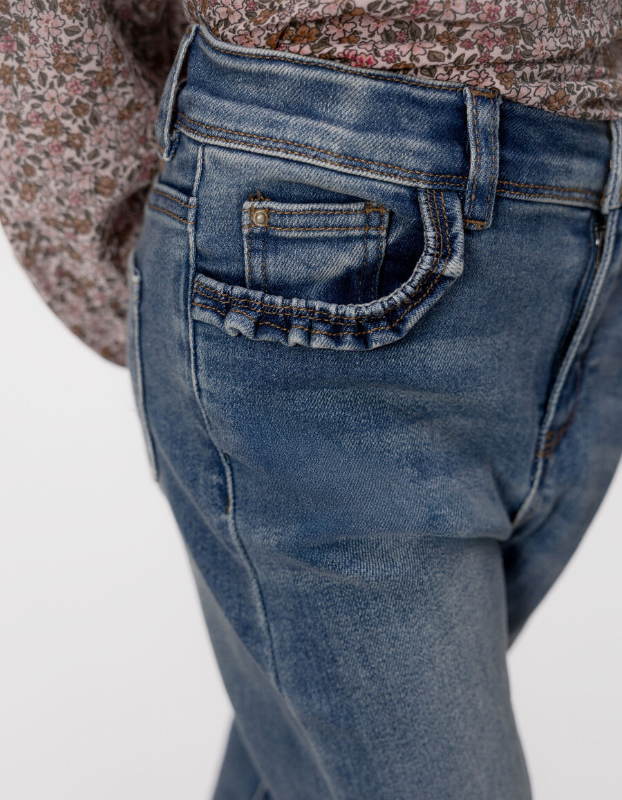 mädchen-jeans mit geradem schnitt blau mit rüschentaschen