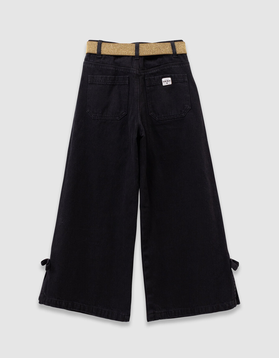 schwarze mädchenjeans mit weitem bein falten und schleifen
