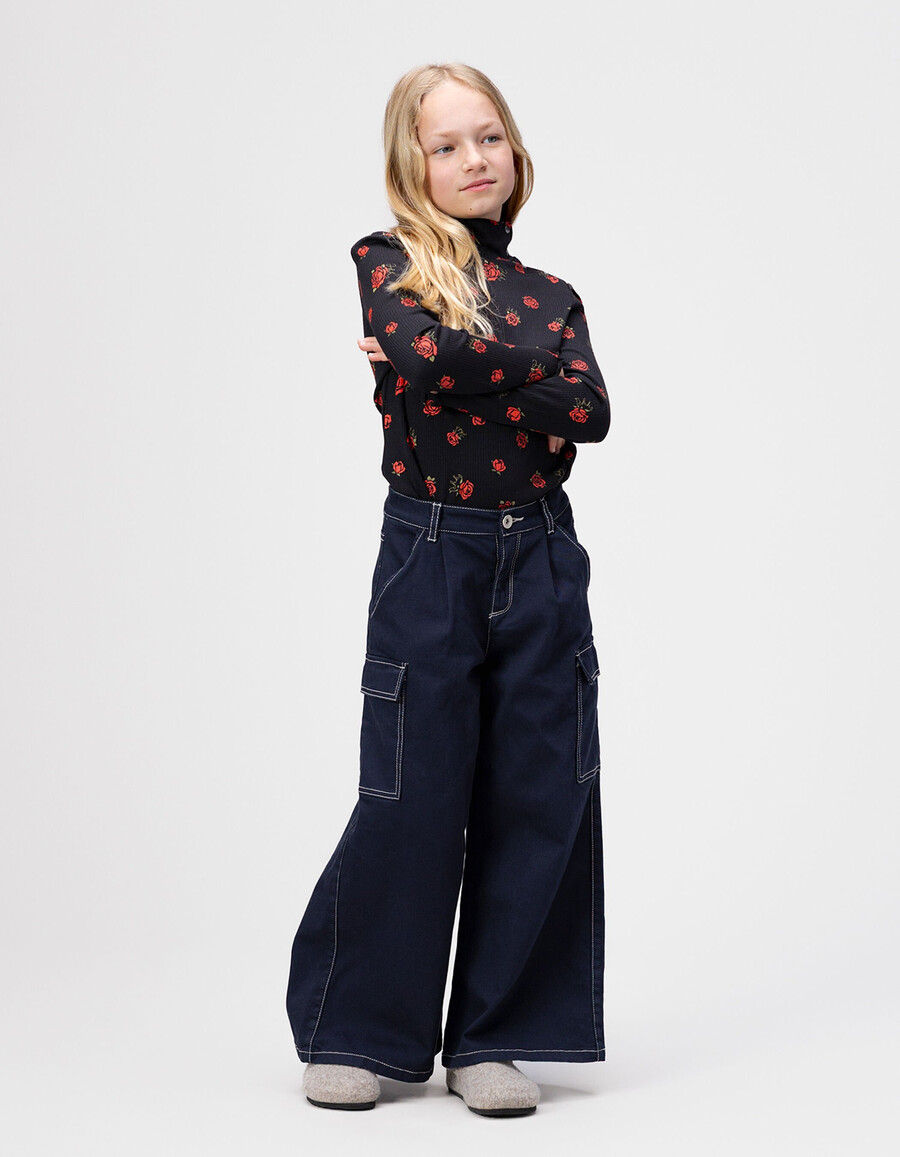 mädchen-jeans im cargo-stil mit weitem bein in marineblau