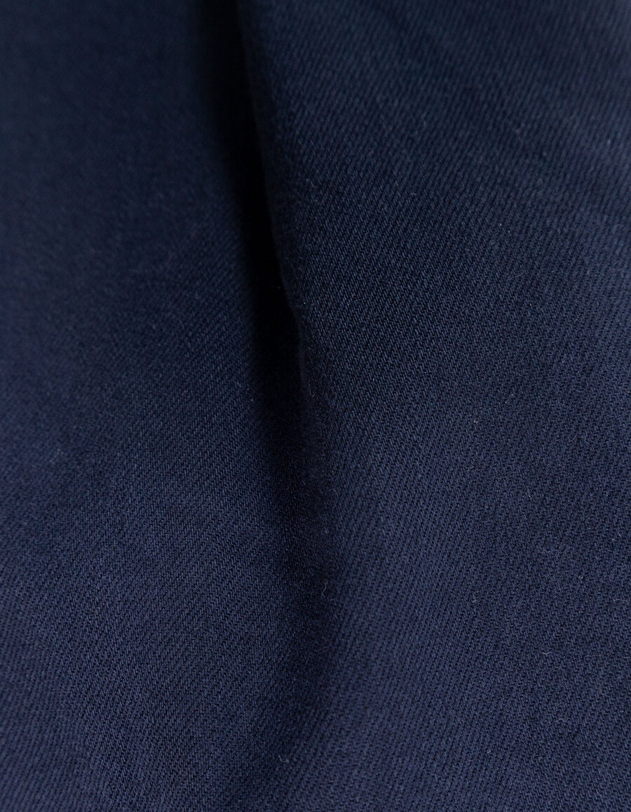 mädchen-jeans im cargo-stil mit weitem bein in marineblau
