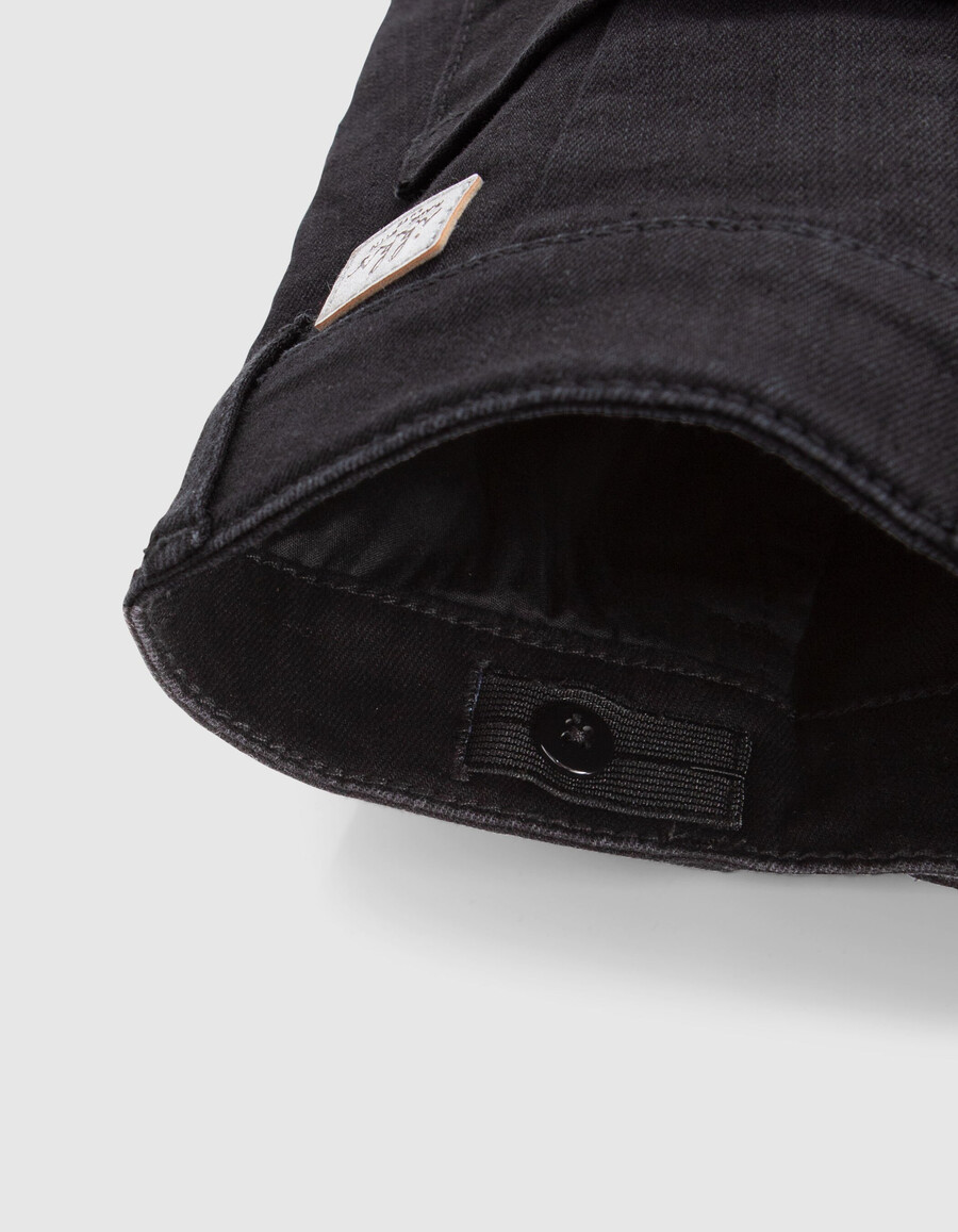 schwarze mit nieten besetzte cargo-jeans für mädchen mit geradem schnitt