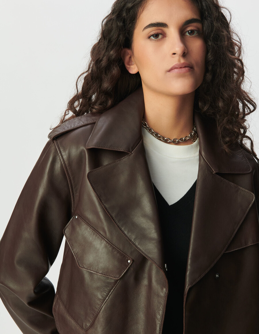 kurzer trenchcoat aus braunem leder für damen