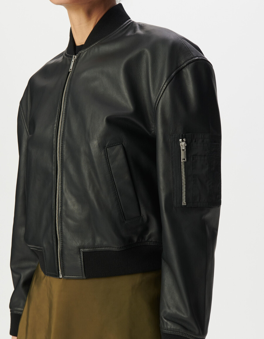 schwarze oversize-bomberjacke aus leder für damen